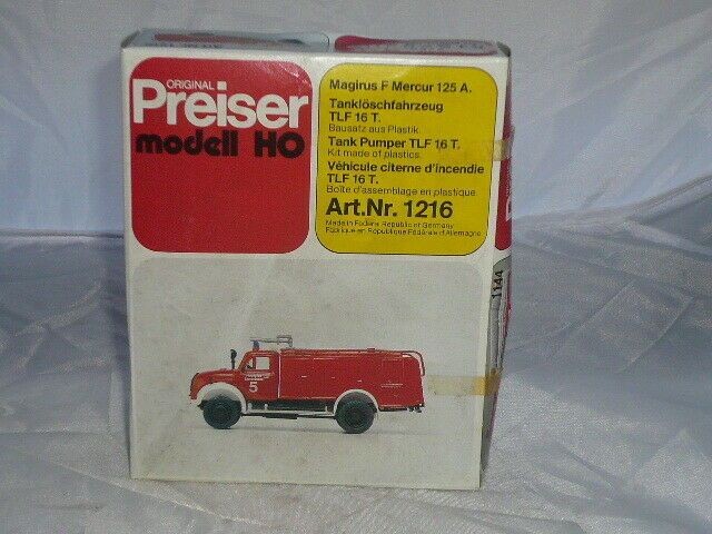 Preiser 1186 HO Scale Pumper Tanker TLF16T, Magirus F150D10A Plastic Kit