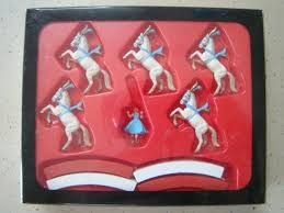 Preiser 22003 HO The Great Circus Train Performing Horse Act Figures (Set of 6)