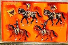Preiser 24600 HO Herolds and Knights on Horseback Figures (Set of 4)