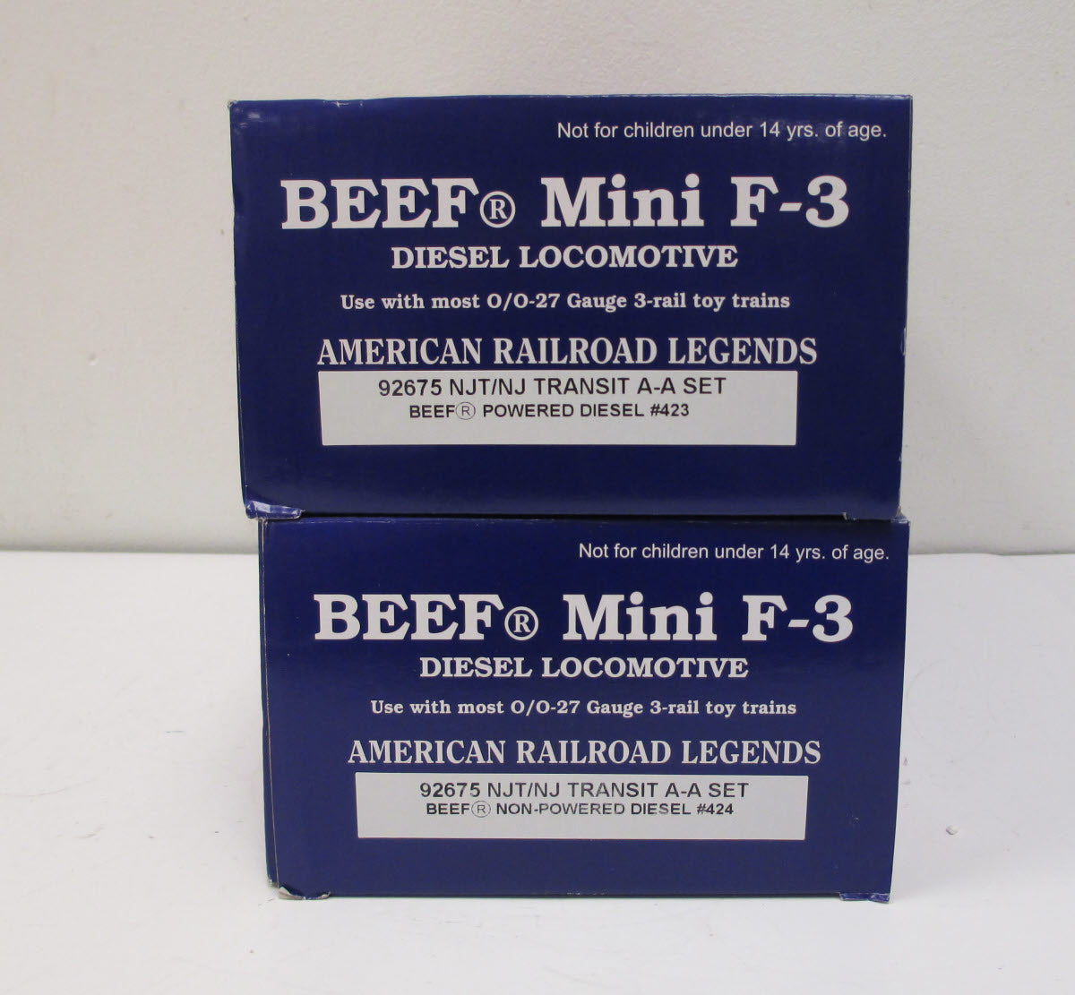 RMT 92675 O New Jersey Transit Mini F-3 AA Locomotive Set #423/424