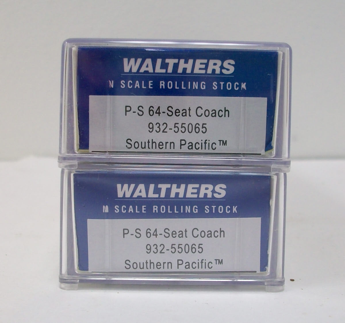 Walthers 932-55065 Southern Pacific PS 64-Seat Coach Cars (2)