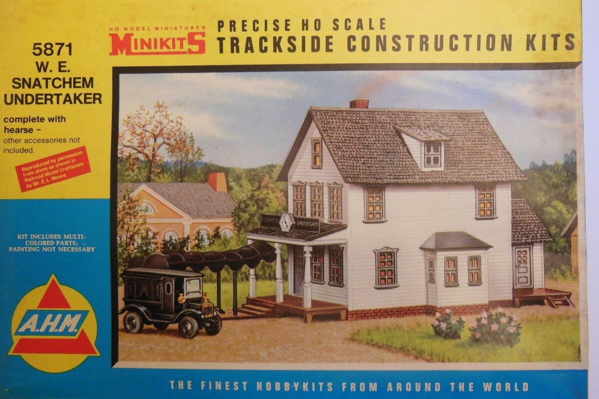 AHM 5871 HO Scale W.E. Snatchem Undertaker Kit