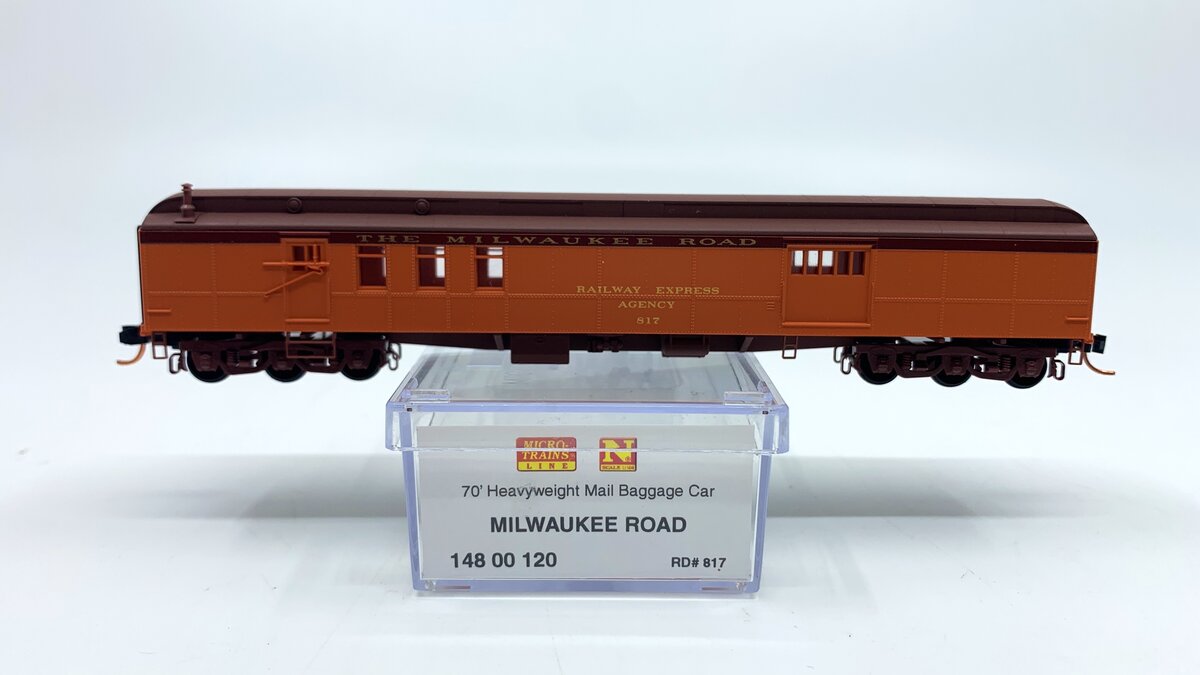 Micro-Trains 14800120 N Milwaukee Road 70' Heavyweight Mail Baggage Car #817