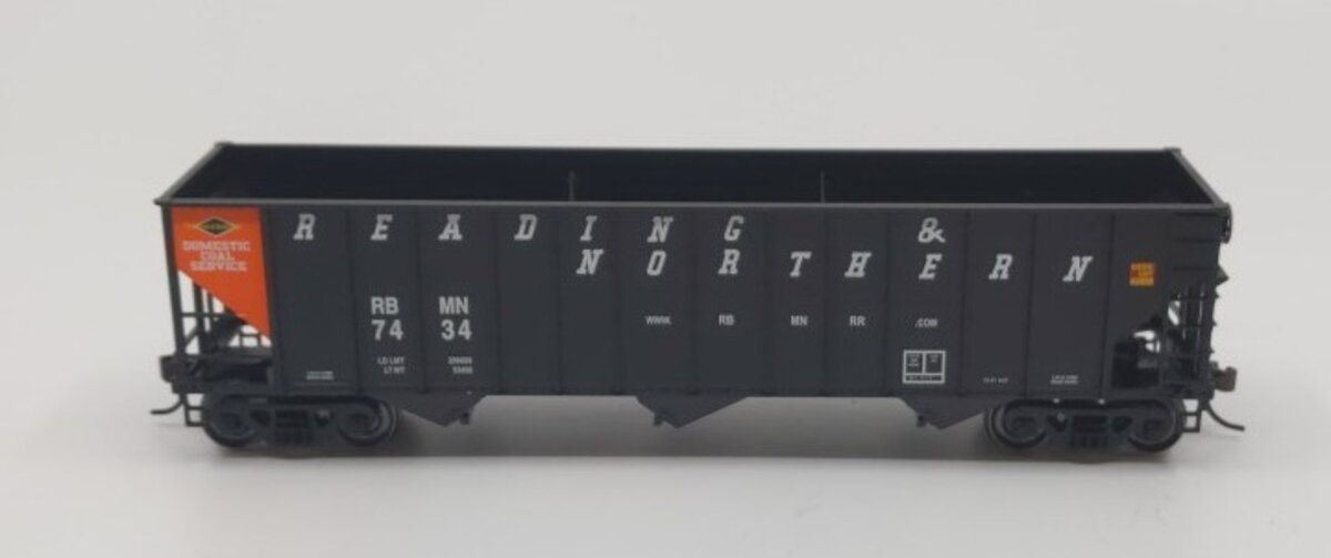 Bowser 41186 HO Reading, Blue Mountain & Northern 100-Ton 3-Bay Hopper #7434
