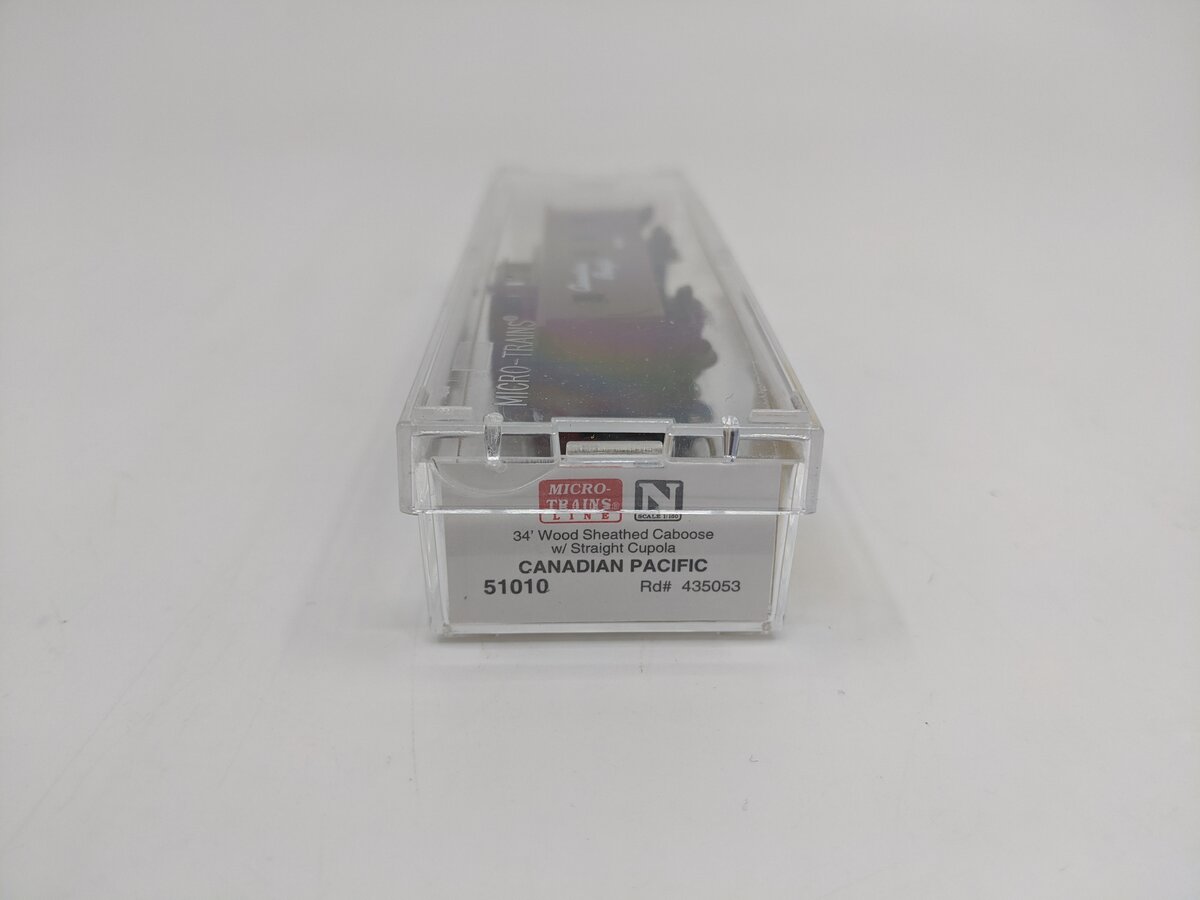 Micro-Trains 05100010 N Canadian Pacific 34' Wood Sheathed Caboose #435053