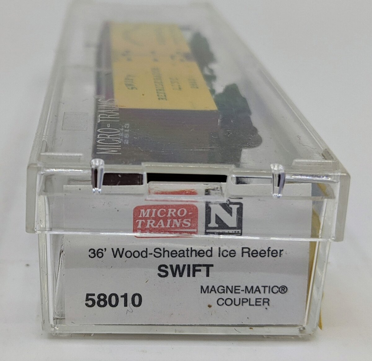 Micro-Trains 05800010 N Swift Refrigerator Line 36' Wood Sheathed Reefer #2813