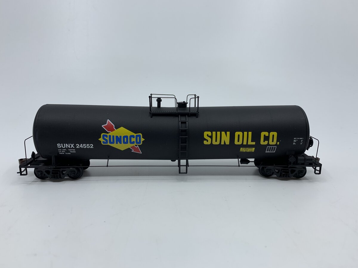 Walthers 932-7262 HO Scale Sunoco UTLX 23K Gallon Funnel Flow Tank Car #24552