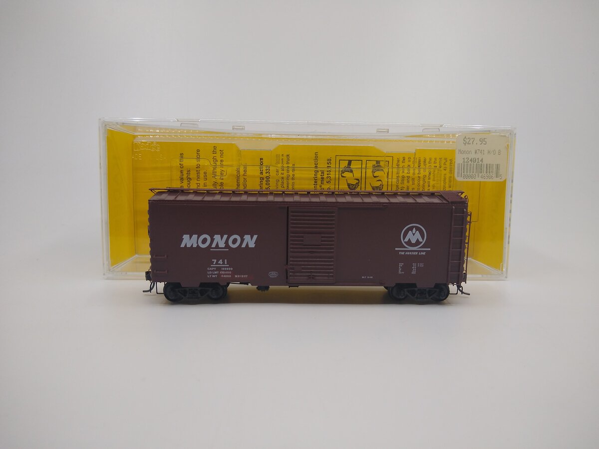 Kadee HO scale 4014 - 40' PS-1 Standard Boxcar Single 6' Door Monon #741 Kadee HO scale 4014 - 40' PS-1 Standard Boxcar Single 6' Door Monon #741
