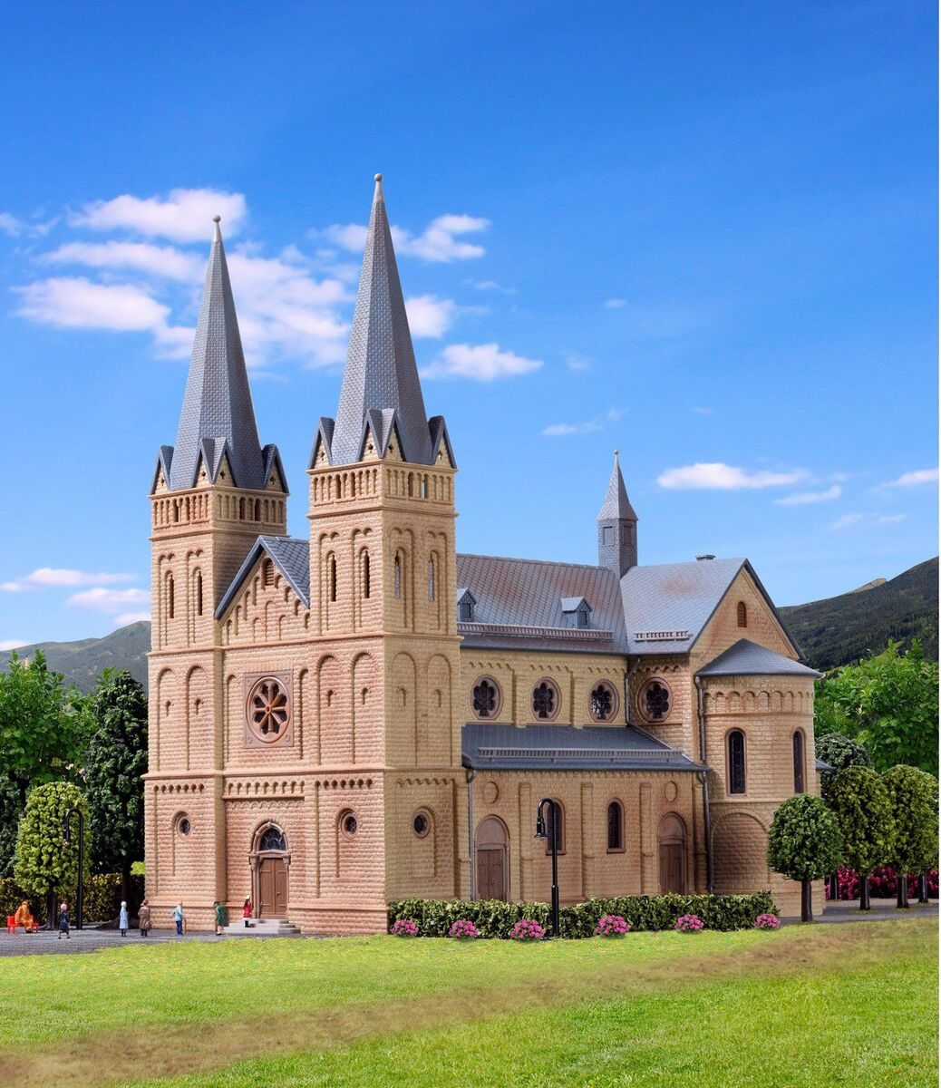 Kibri 7154 N Scale Cathedral Siegtal Building Kit