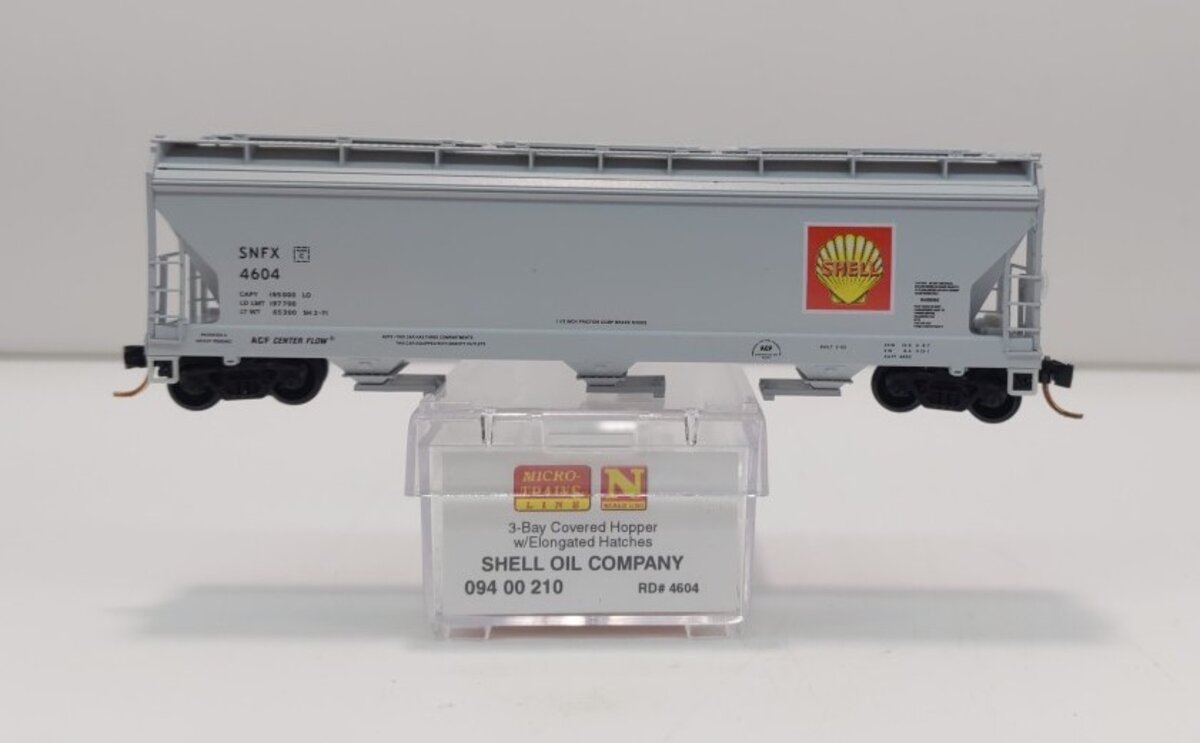 Micro-Trains 09400210 N Shell Oil Co. 3-Bay ACF Center Flow Covered Hopper #4604