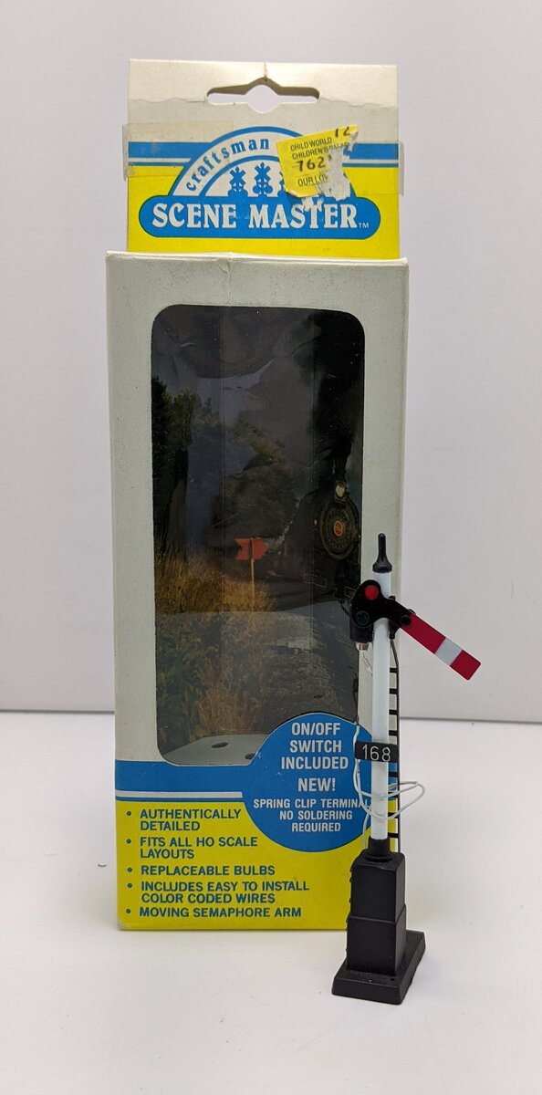 Scene Master 1261 HO Scale Operating Semaphore Signal