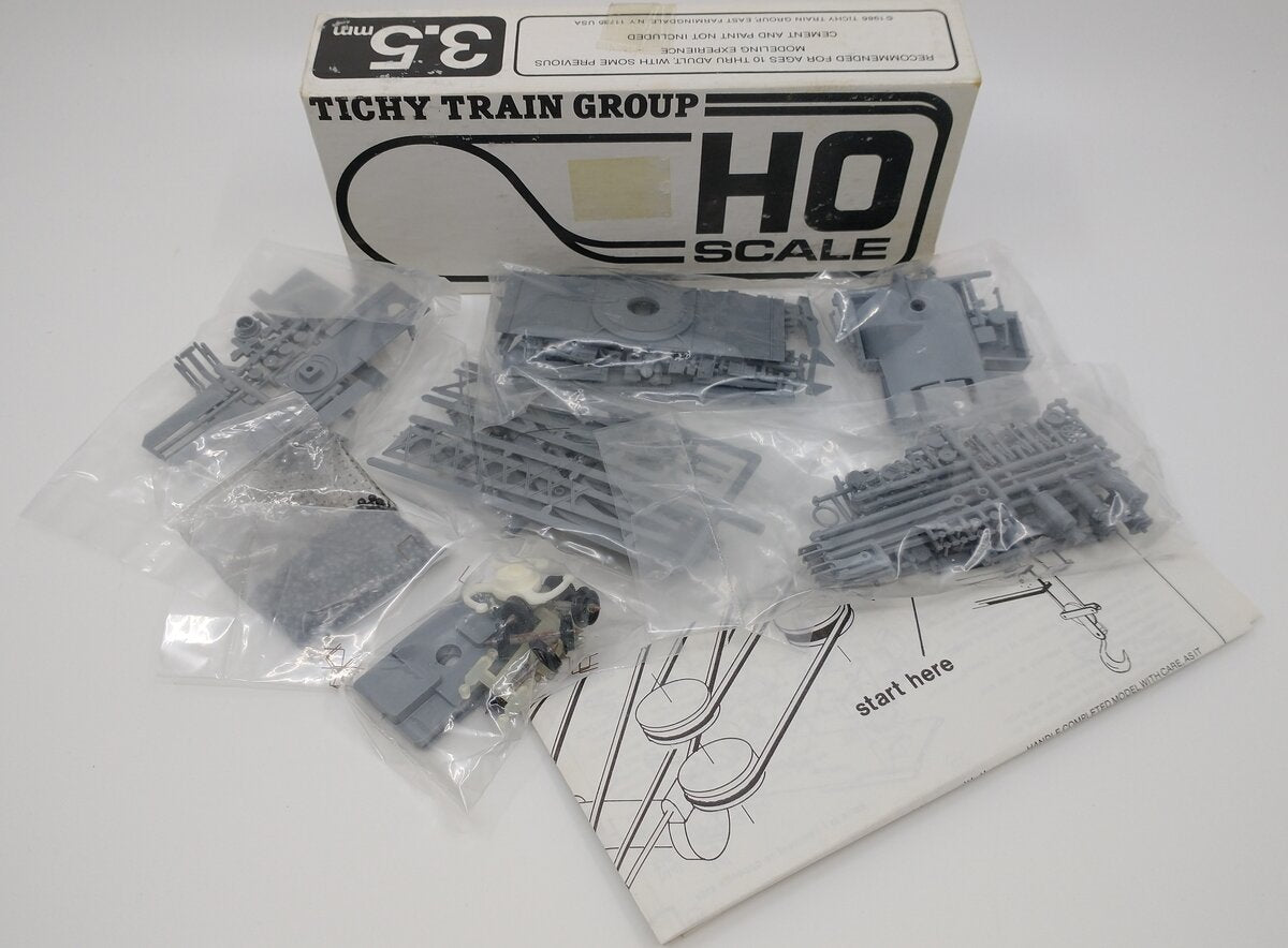 Tichy 4010 HO Undecorated 120-Ton Brownhoist Railroad Wrecking Crane Kit