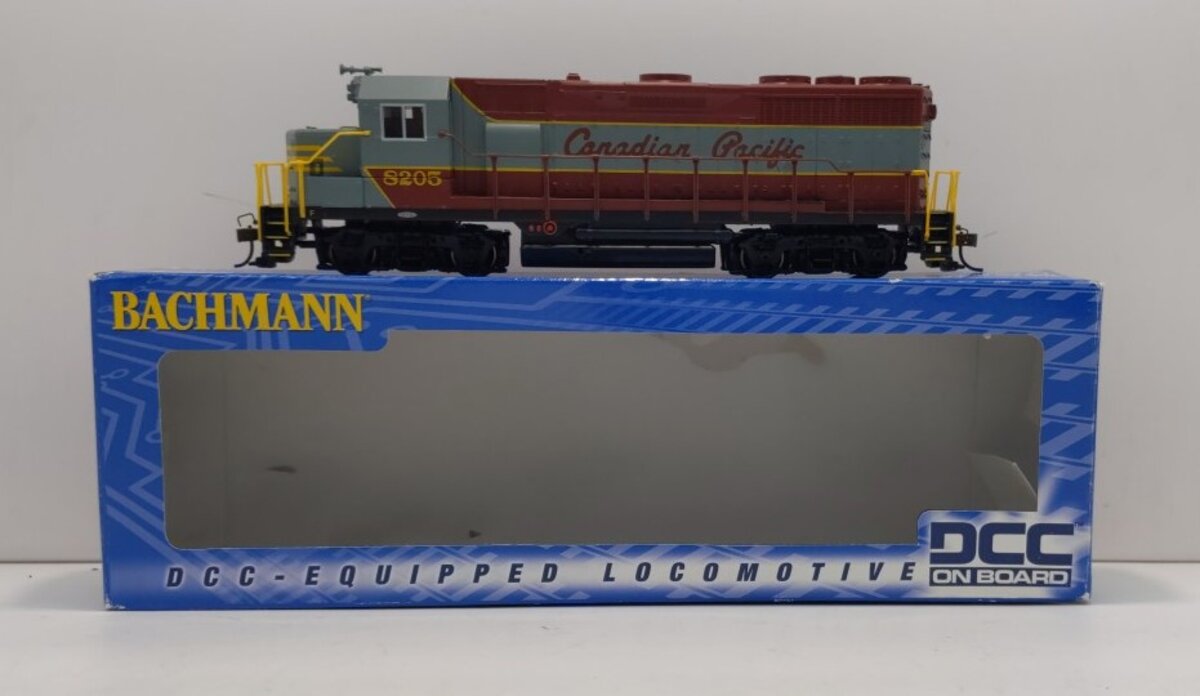 Bachmann 60705 HO Canadian Pacific EMD GP35 Diesel Locomotive w