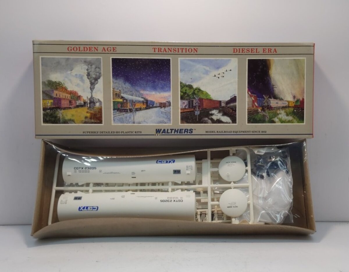 Walthers 932-5204 HO Scale CGTX 54' Tank Car Road Number May Vary Kit