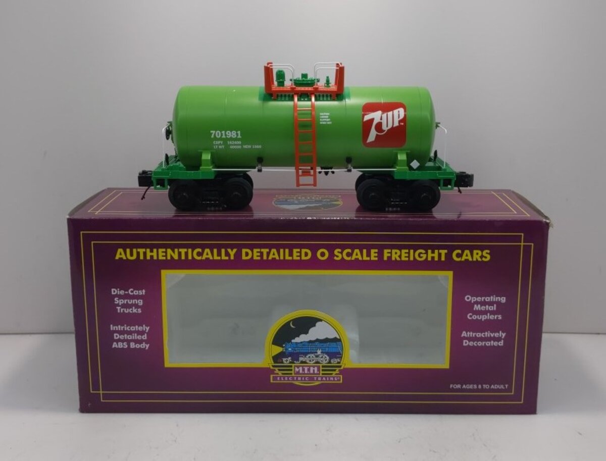MTH 20-96181 O 7UP 8000 Gallon Tank Car #701980
