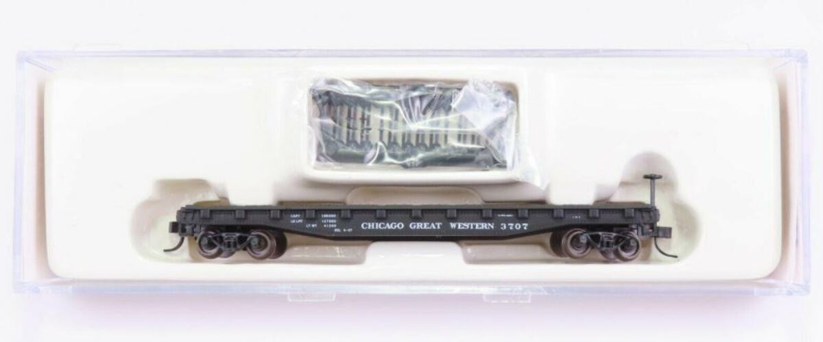 Atlas 38188A N Scale CGW 50' Flatcar w/Stakes #3707