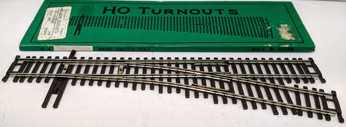 Lambert 4 HO Scale Code 100 Right Hand Switch/Turnout