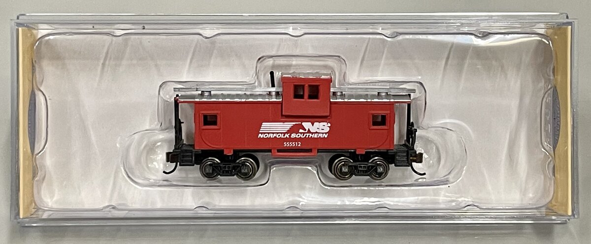 Bachmann 70756 N Norfolk Southern 36' Wide-Vision Caboose #X501