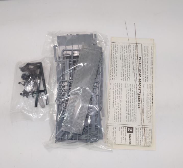 Tichy 4022 HO Scale Undecorated 40' Wrecking Outfit Boom Car Kit