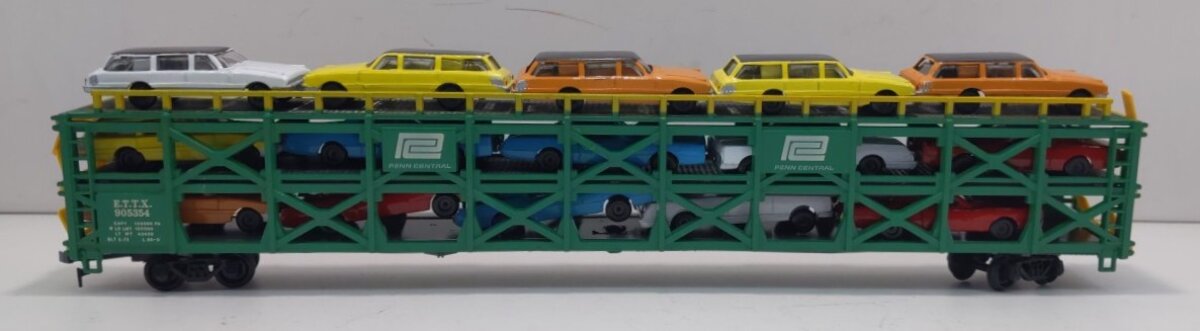 Bachmann 46-1200-32 HO Penn Central 89' Tri-Level Car Transporter Kit