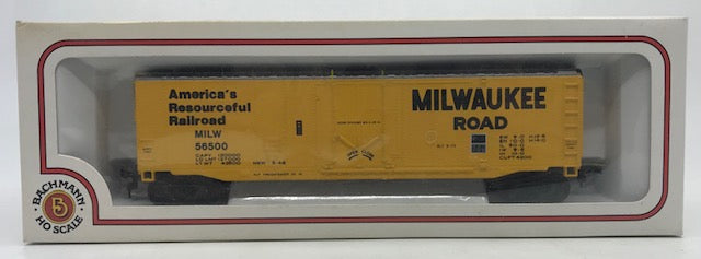 Bachmann 43-1010-68 HO Scale Milwaukee Road 51'' Plug-Door Boxcar #56500