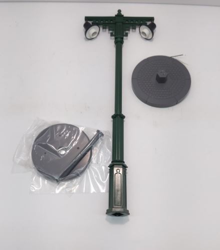 LGB 50560 G Scale Station Lamp w/Twin Lamp