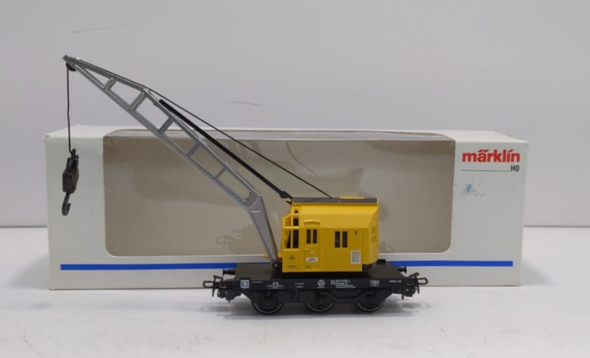 Marklin 4671 HO Scale Crane Car with Operating Crane – Trainz