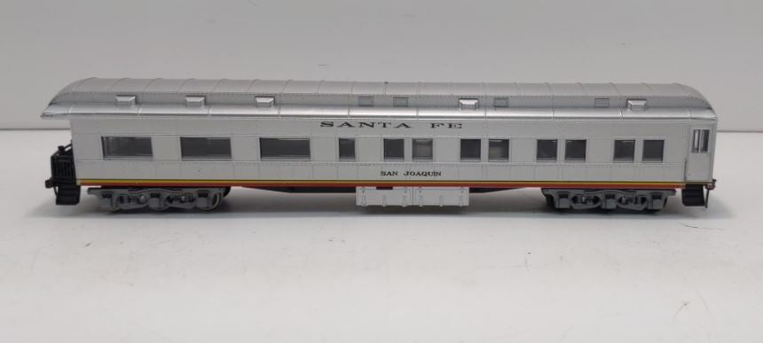 Athearn 2480 HO ATSF Silver "San Joaquin" STD Observation Car Kit