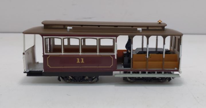 Bachmann 60530 HO Municipal Cable Car Electric Locomotive #11 (Red)
