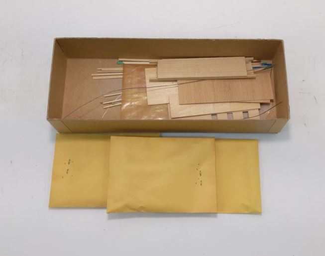 LaBelle Woodworking Co. HOn3-37 HOn3 Denver & Rio Grande 28'' Caboose Kit