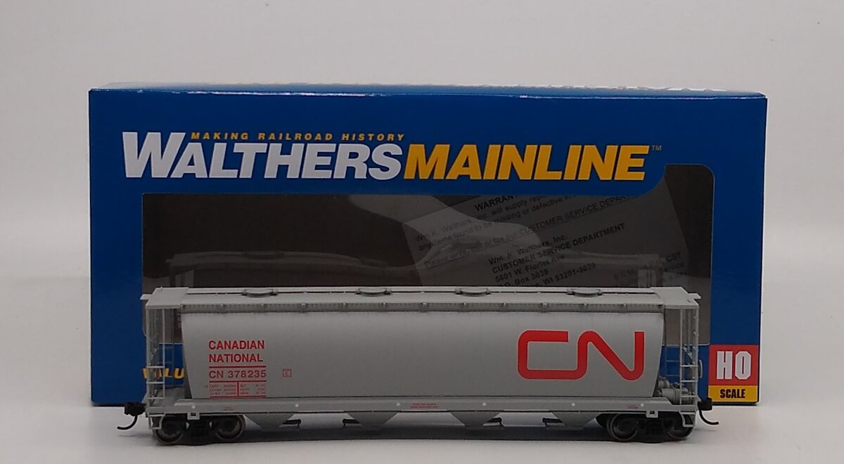 Walthers 910-7176 HO Canadian National 59' Cylindrical Hopper #378235