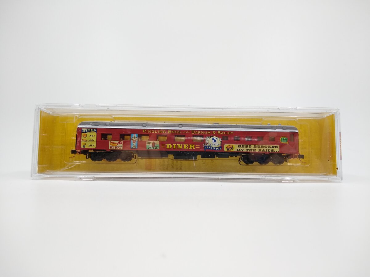 Micro-Trains 14600240 N Ringling Bros Heavyweight Series Diner Car
