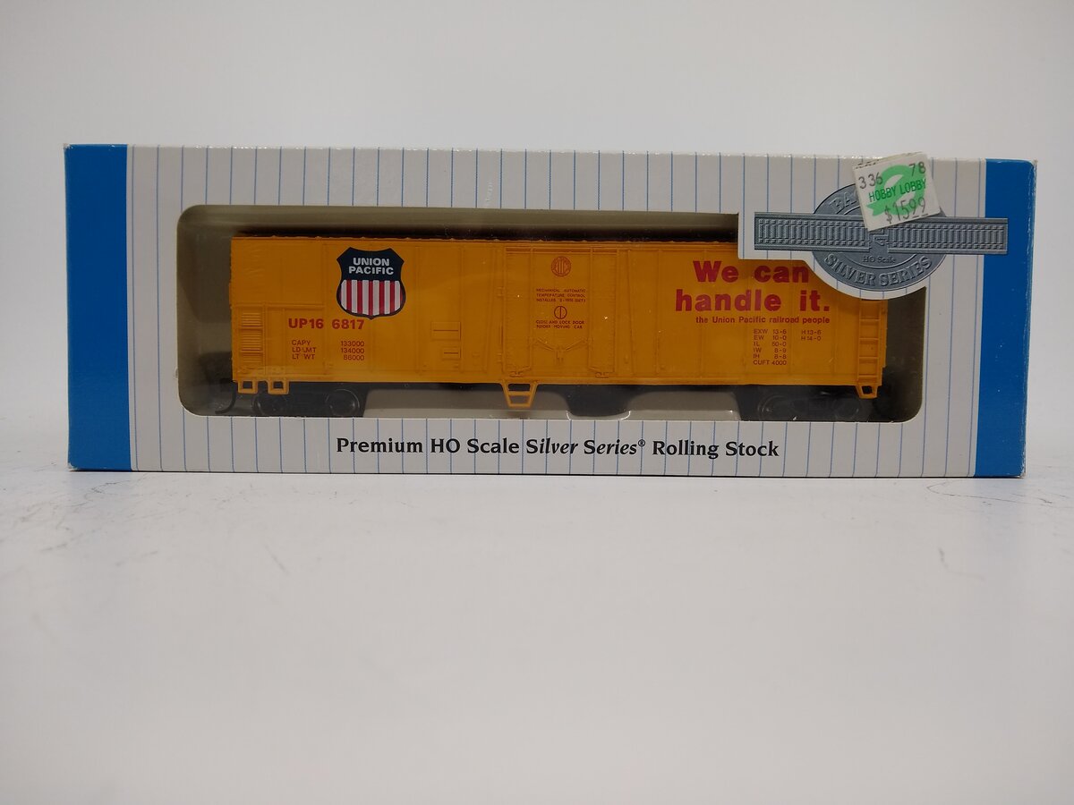 Bachmann 17901 HO Union Pacific 50' Steel Reefer #166817