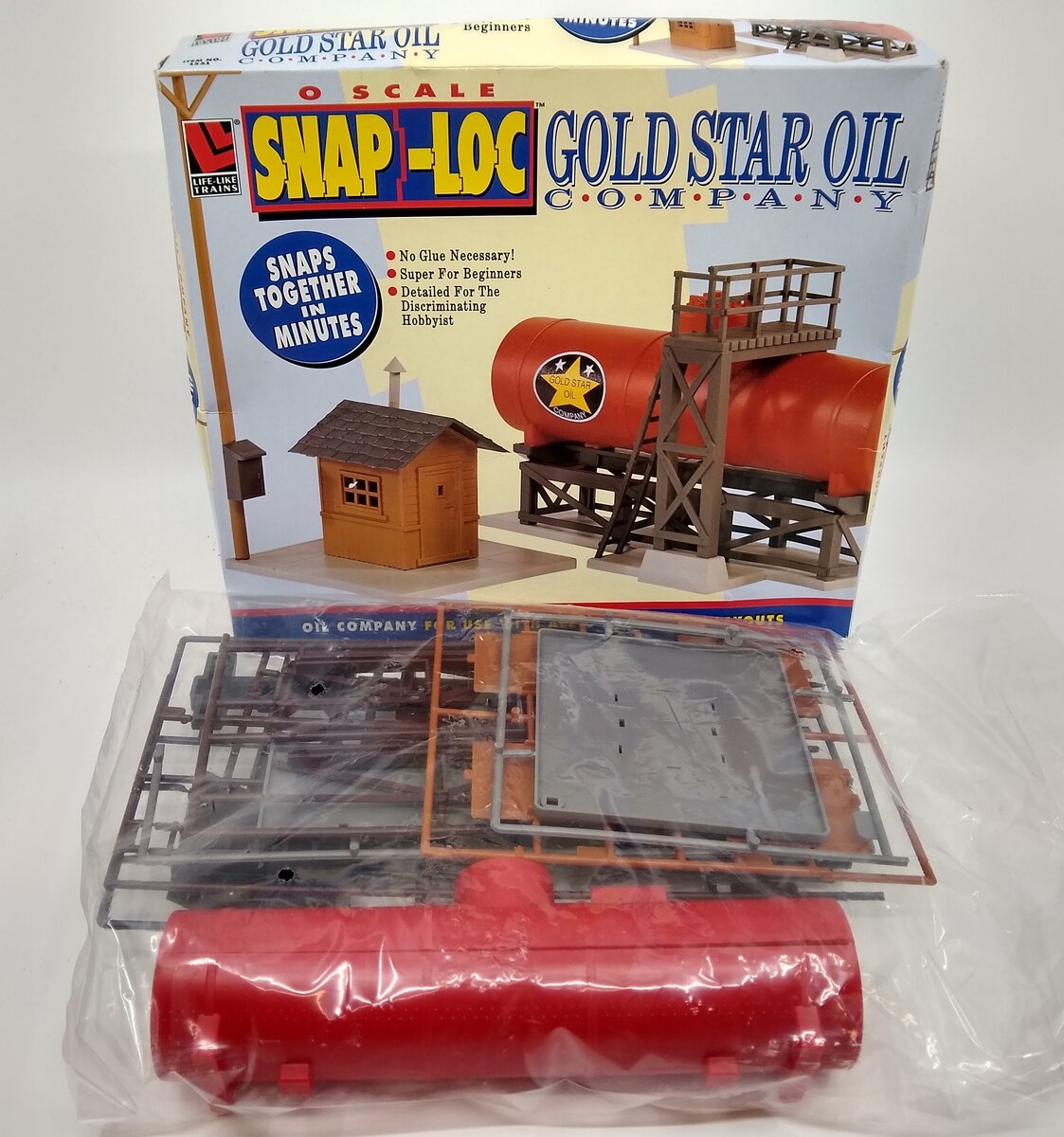Life Like 1551 O Scale Snap-Loc Gold Star Oil Company Kit Building Kit