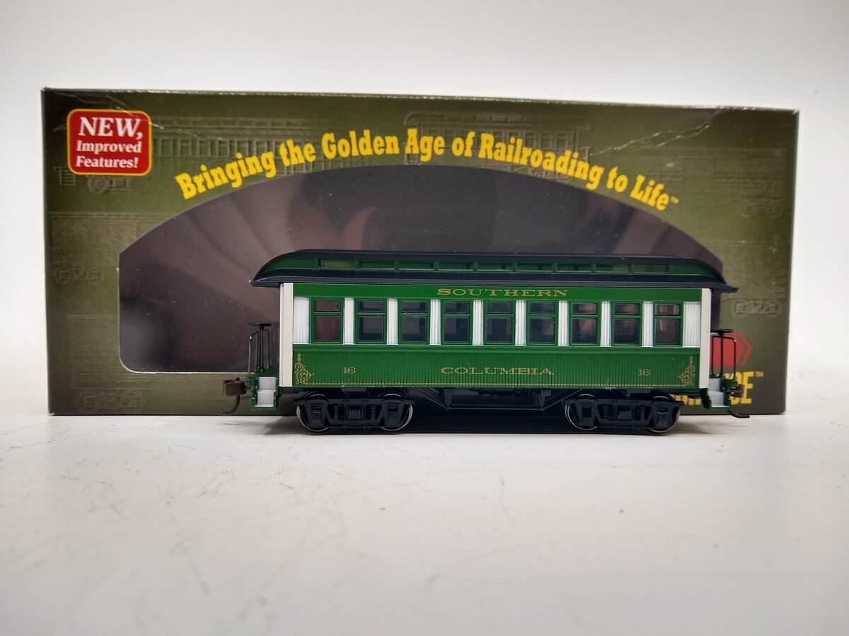 Roundhouse 84285 HO RTR 34' Old Time Overton Coach, SOU