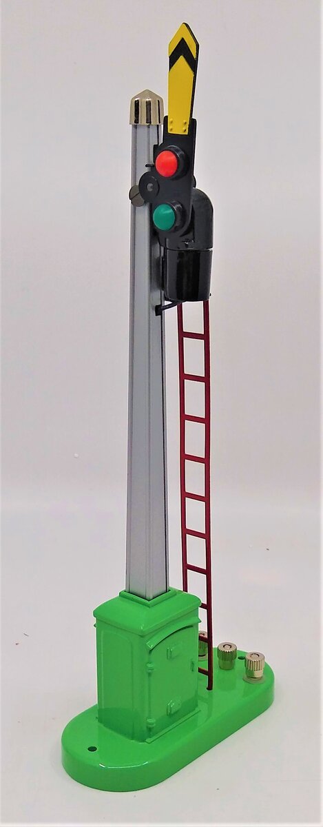 MTH 30-1075 O Gauge Operating Semaphore Signal #151