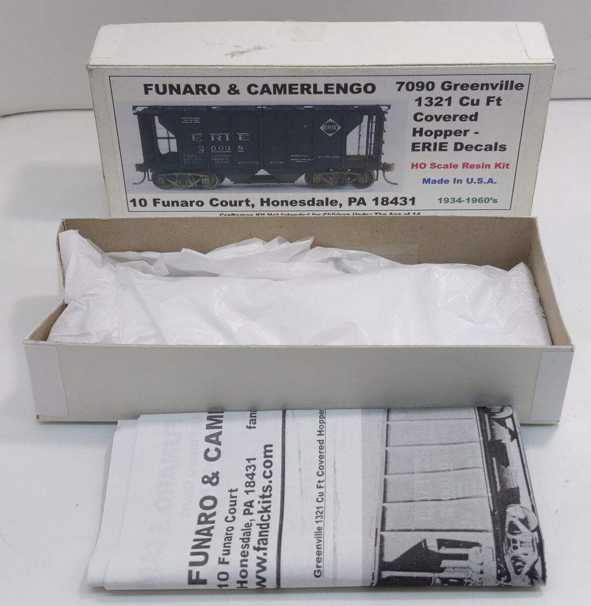 Funaro & Camerlengo 7090 HO Erie Greenville 1321 Cu. Ft Covered Hopper Kit