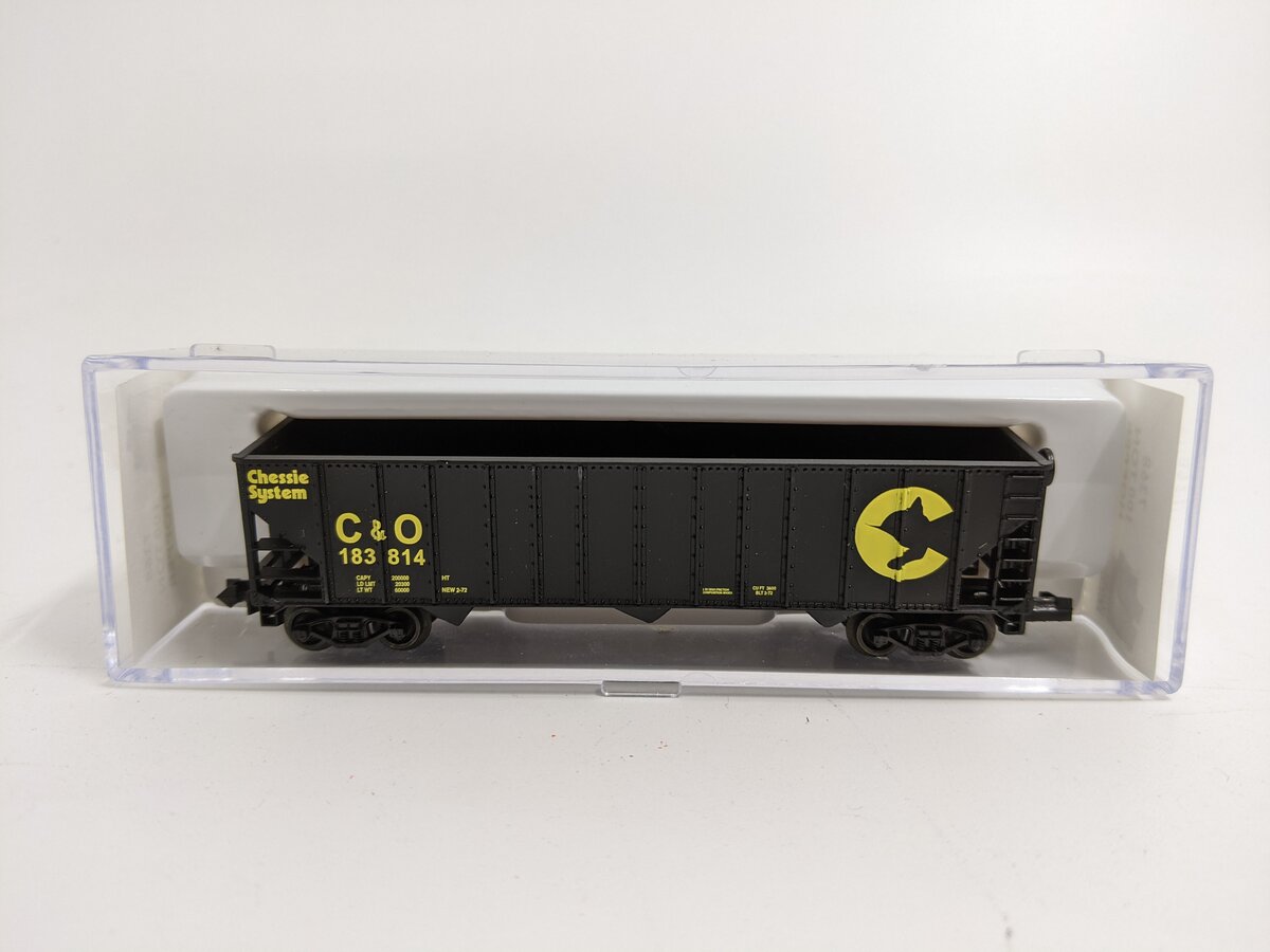 Life Like 7368 N Scale C&O 100T Hopper Car