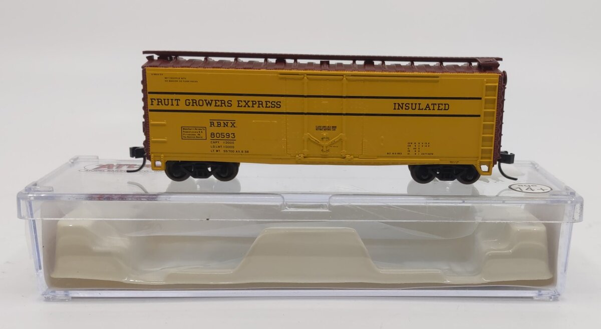 Atlas 33005 N Scale Fruit Growers Express 40' Plug Door Box Car #80593