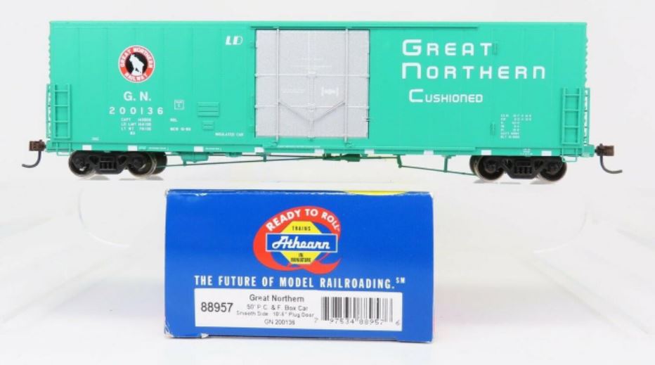 Athearn 88957 HO Scale Great Northern 50' PC&F Box Car w/10' 6" Door #200136