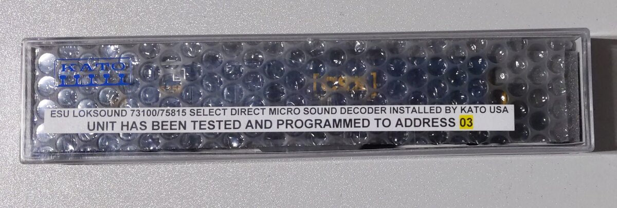 Kato 176-8936-LS N CSX GE ES44DC Logo Diesel Locomotive w/ LokSound & DCC #5250