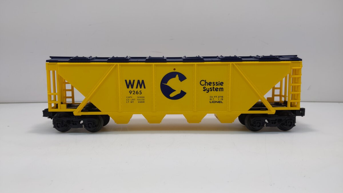 Lionel 6-9265 O Gauge Chessie Covered Hopper #9265