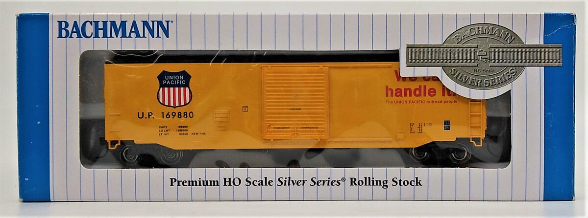 Bachmann 19408 HO Union Pacific 50' Sliding-Door Boxcar (Yellow, Black)
