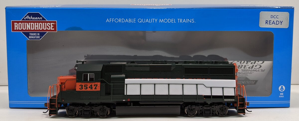 Roundhouse 17797 HO Scale Western Pacific GP40-2 Diesel Locomotive #3547