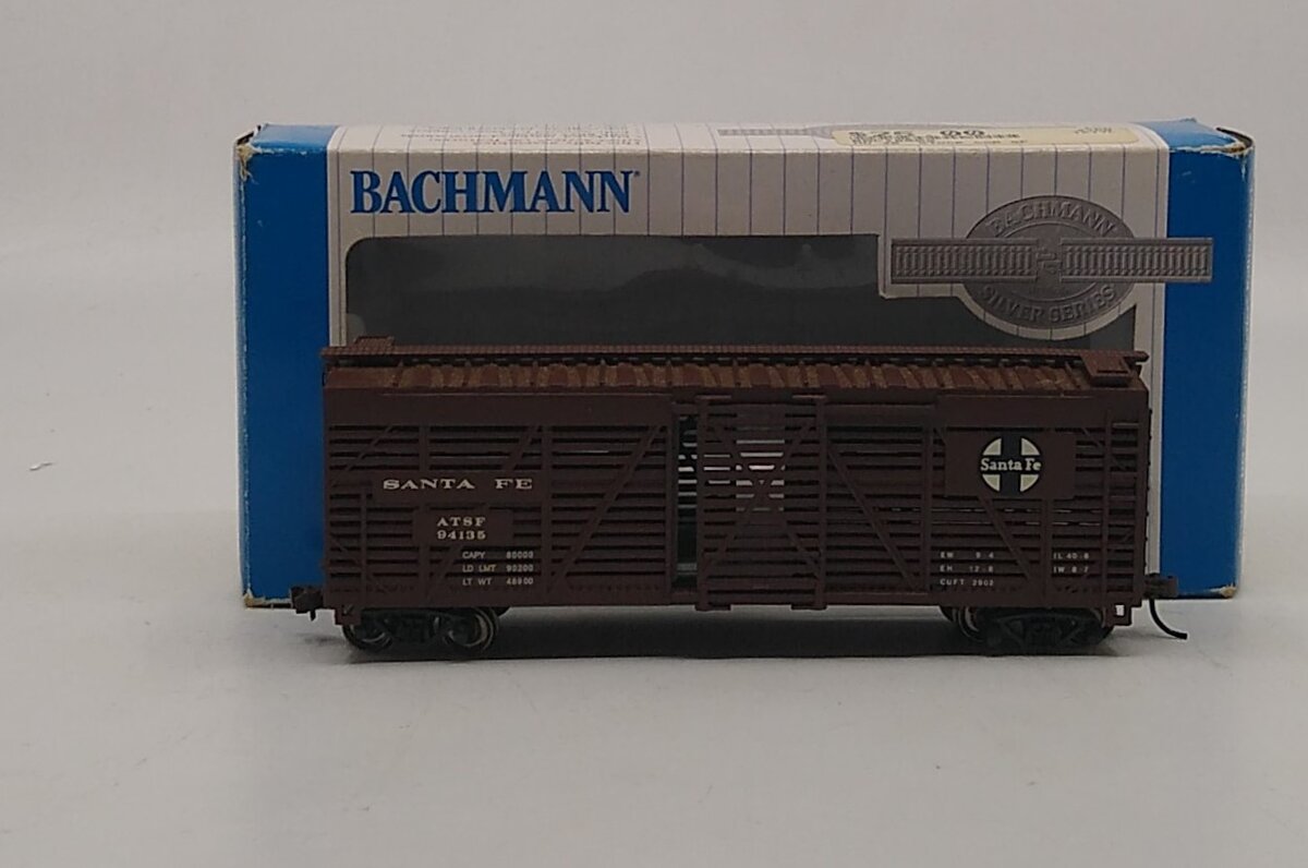 Bachmann 18502 HO Scale Atchison, Topeka & Santa Fe 40' Stock Car #94135