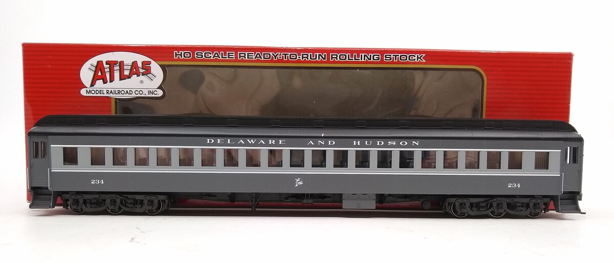 Atlas 20004881 HO Delaware and Hudson Single Window Coach #234