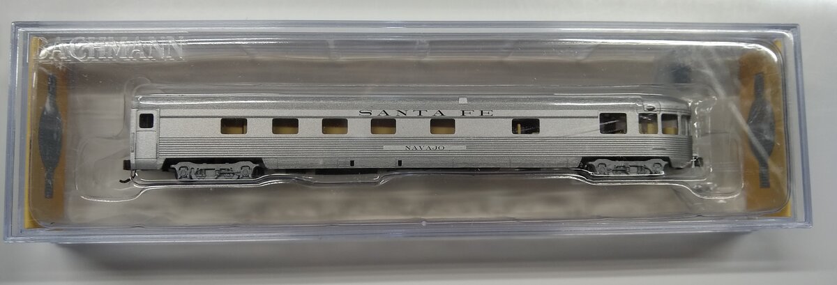 Bachmann 14551 N Scale Santa Fe Illuminated 85' Fluted-Side Observation Navajo