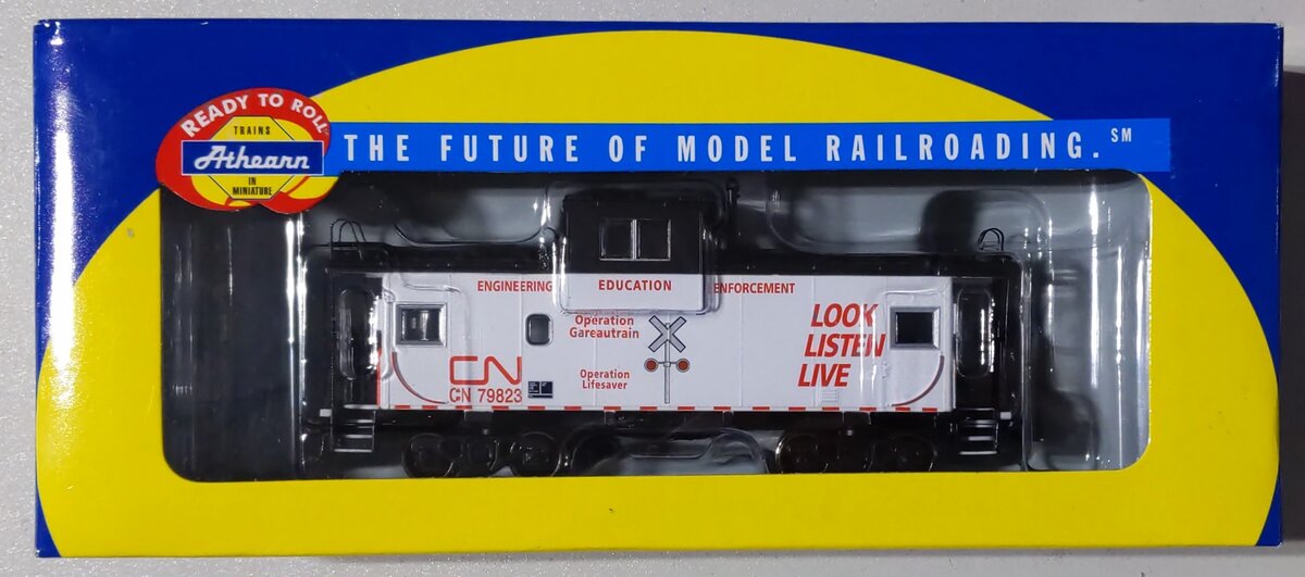 Athearn 75223 HO Scale Canadian National Wide Vision Caboose #19823