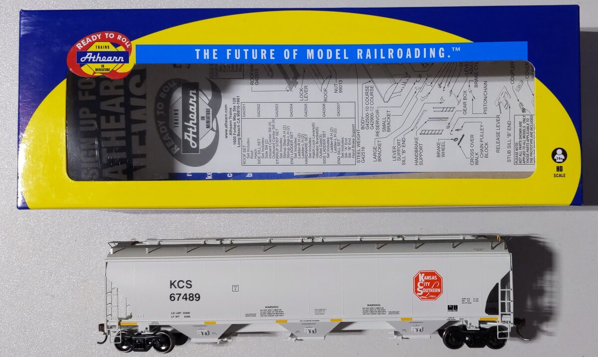 Athearn 89600 HO Scale Kansas City Southern Trinity 3-Bay Covered Hopper #67489