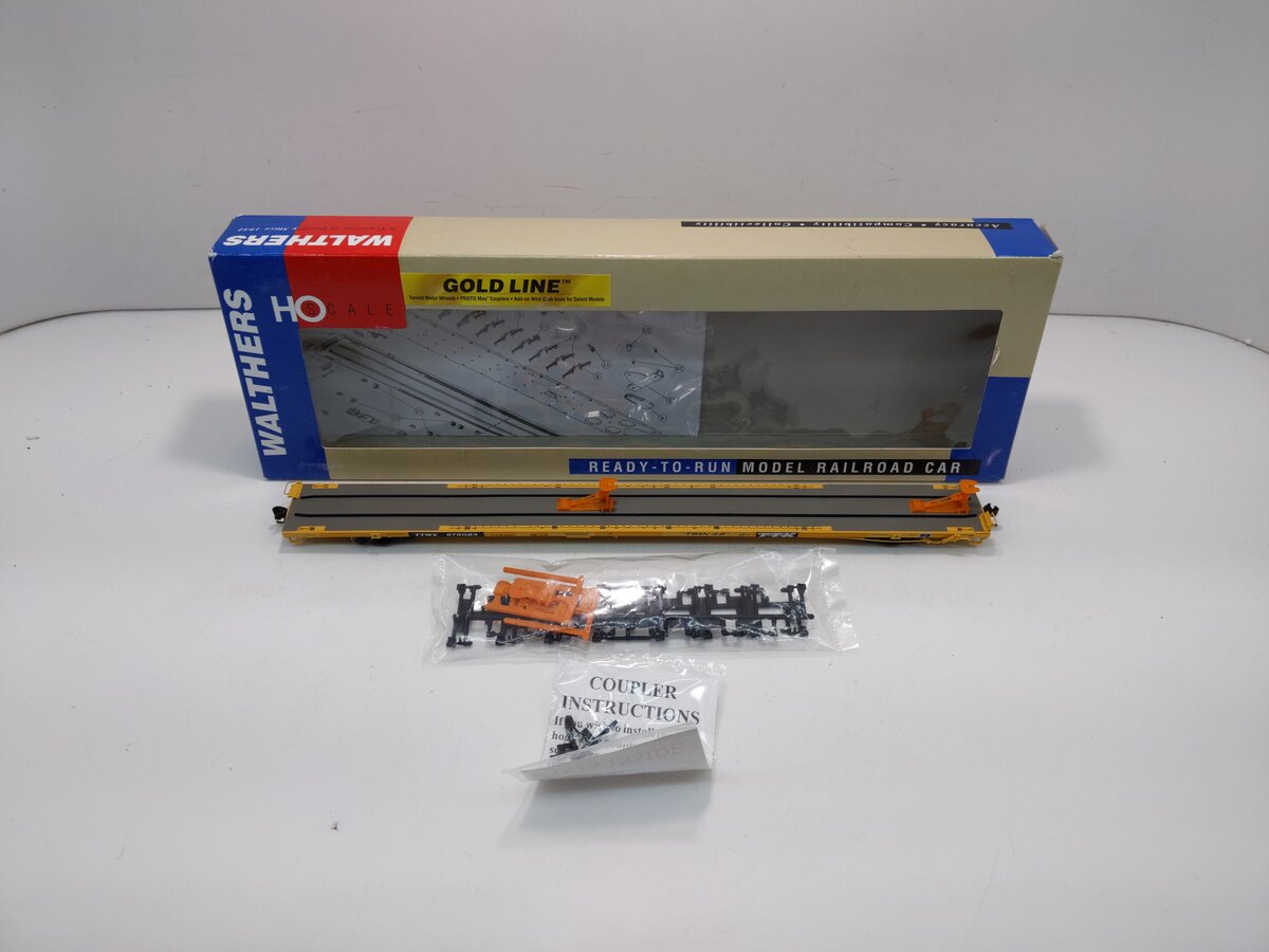 Walthers 932-40823 HO Scale TTWX All Purpose Flatcar W/ P-S Hitches #972940